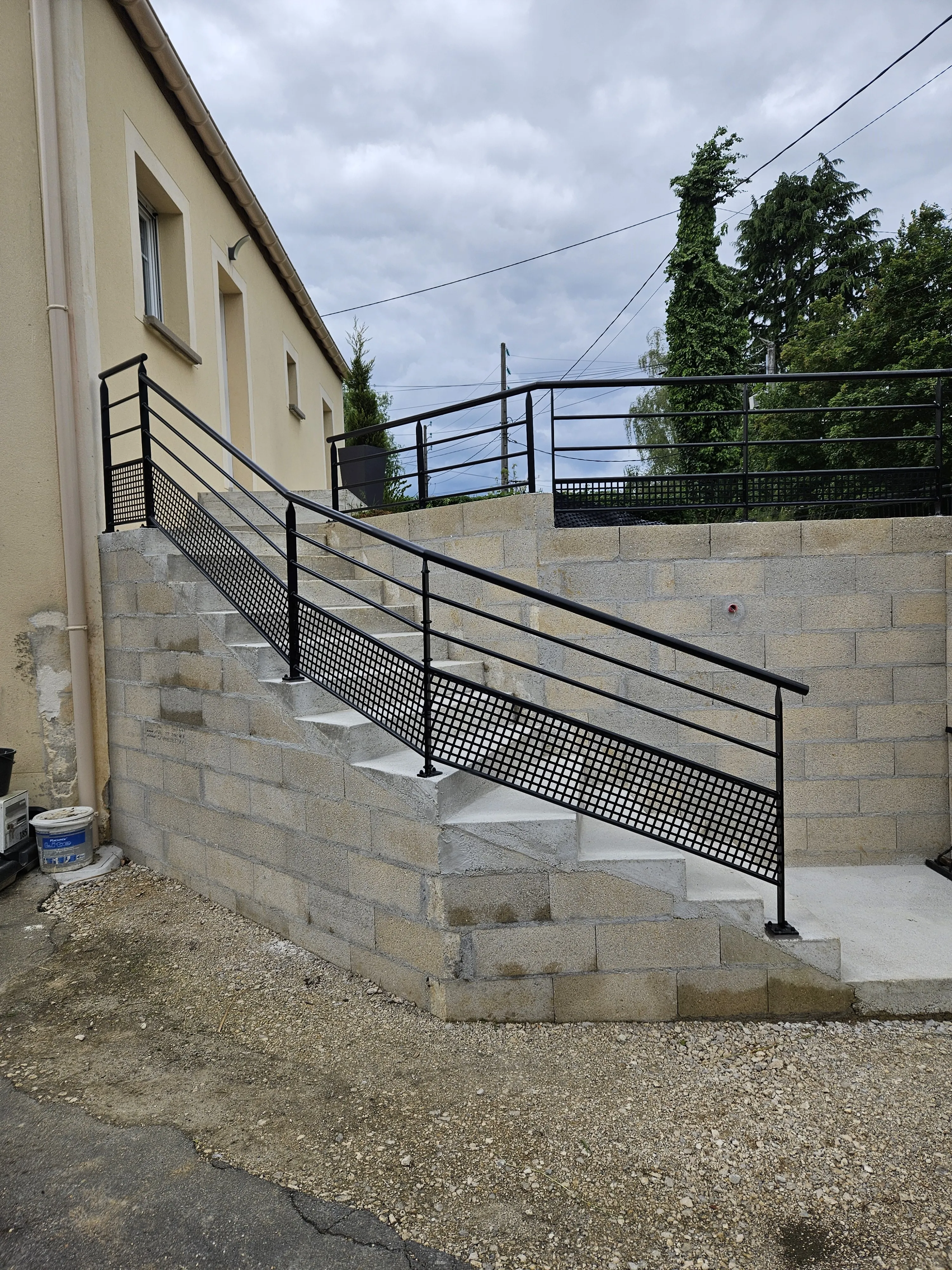 Garde-corps métallique sur mesure — réalisation SEVEN STAR