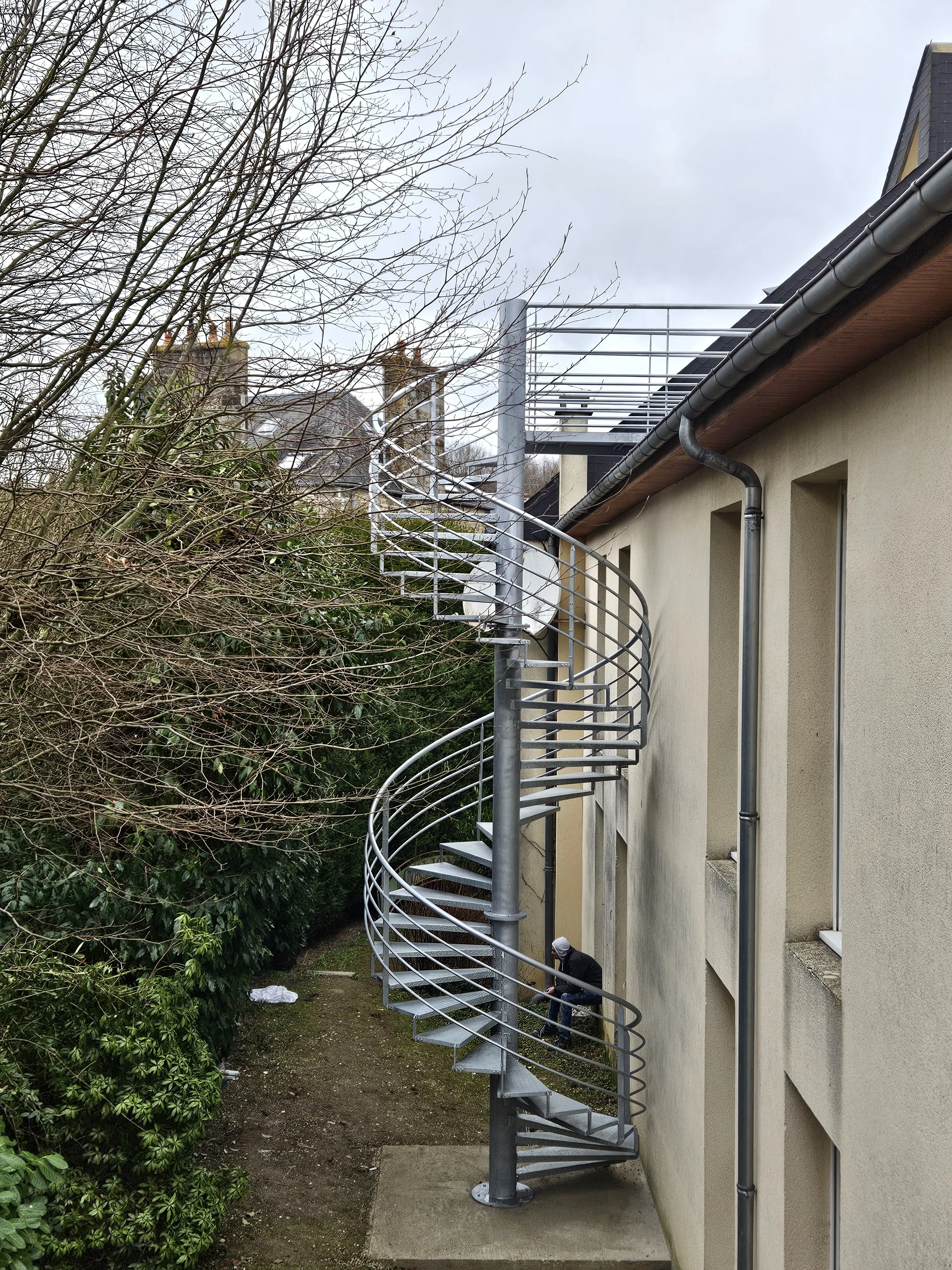 Escalier industriel sur mesure — réalisation SEVEN STAR