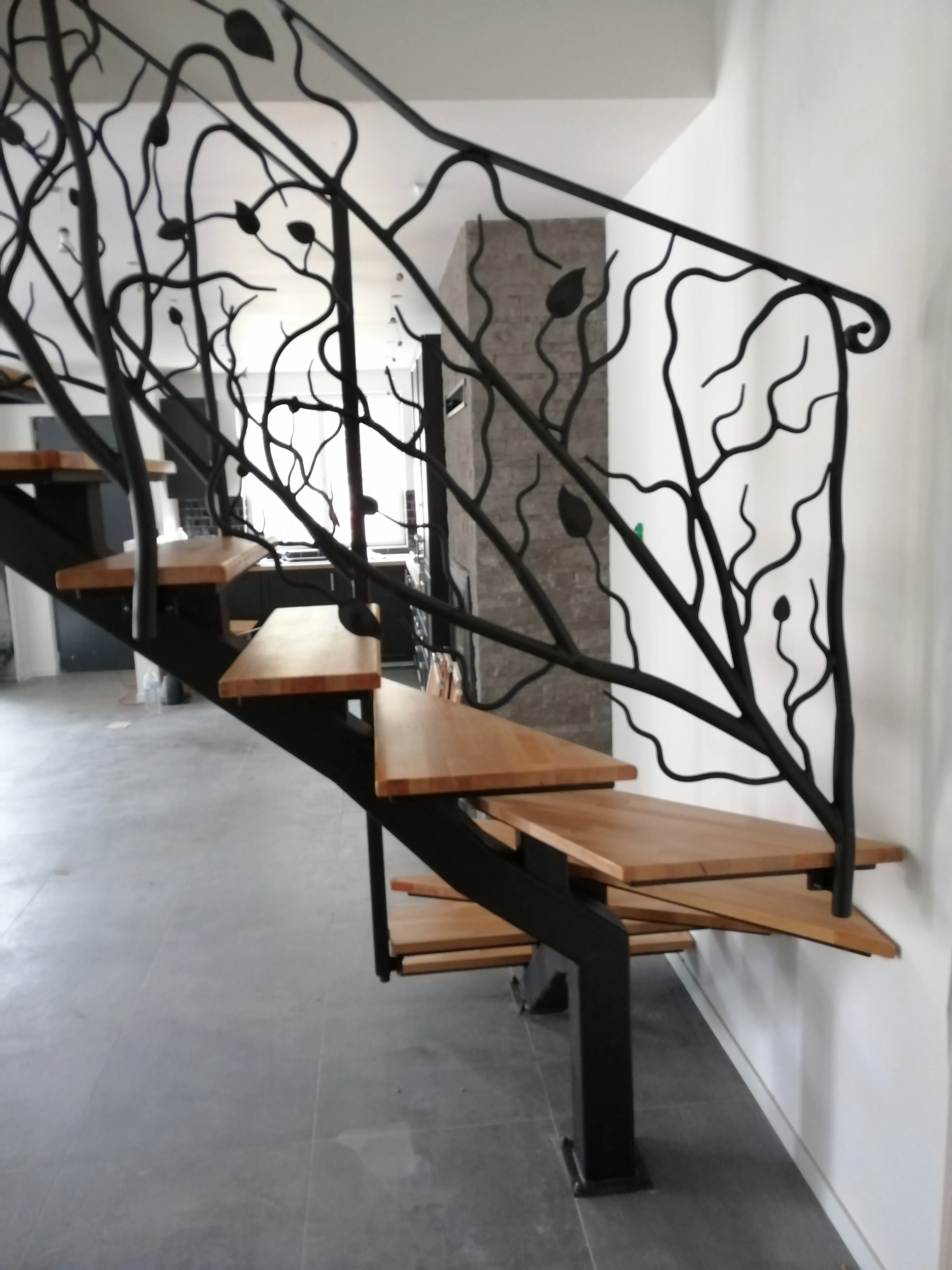 Escalier résidentiel sur mesure — réalisation SEVEN STAR